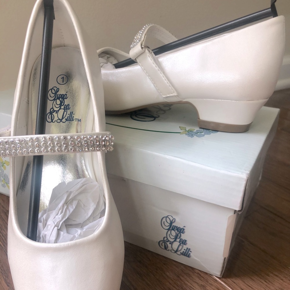 COPY - Brand new never worn, Swea Pea & Lilli shoes